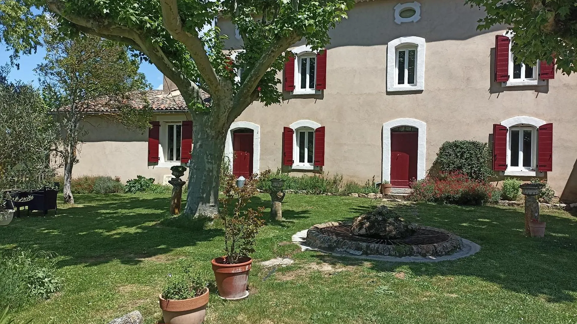 Holiday home Le Vallon Des Palombes Fox-Amphoux France